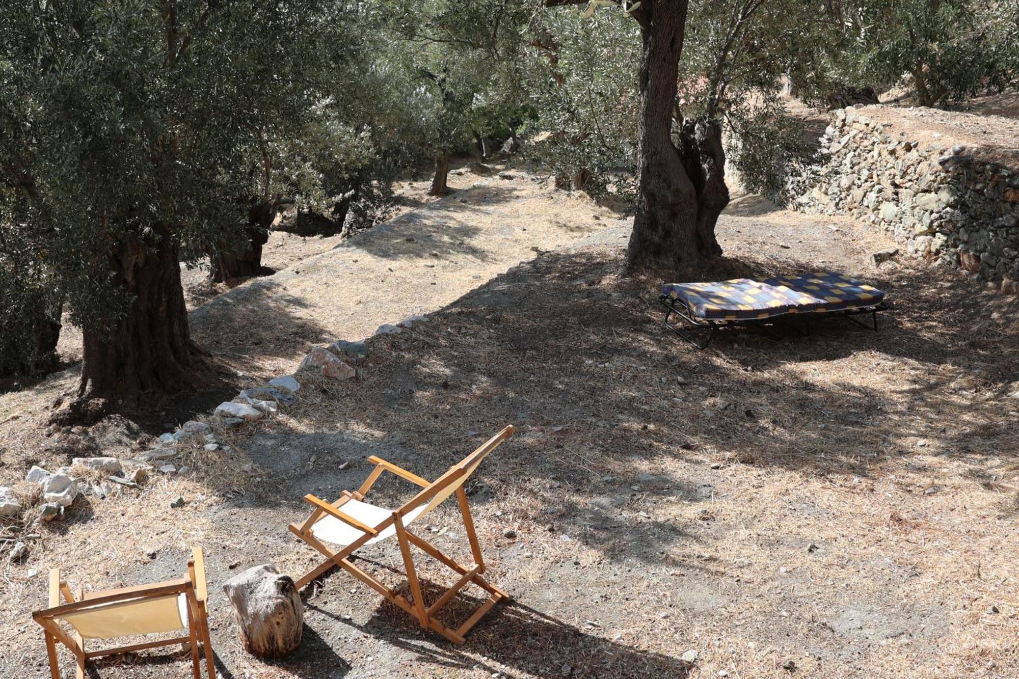 Δωμάτια Κόκκινος Πύργος Plomari Екстериор снимка
