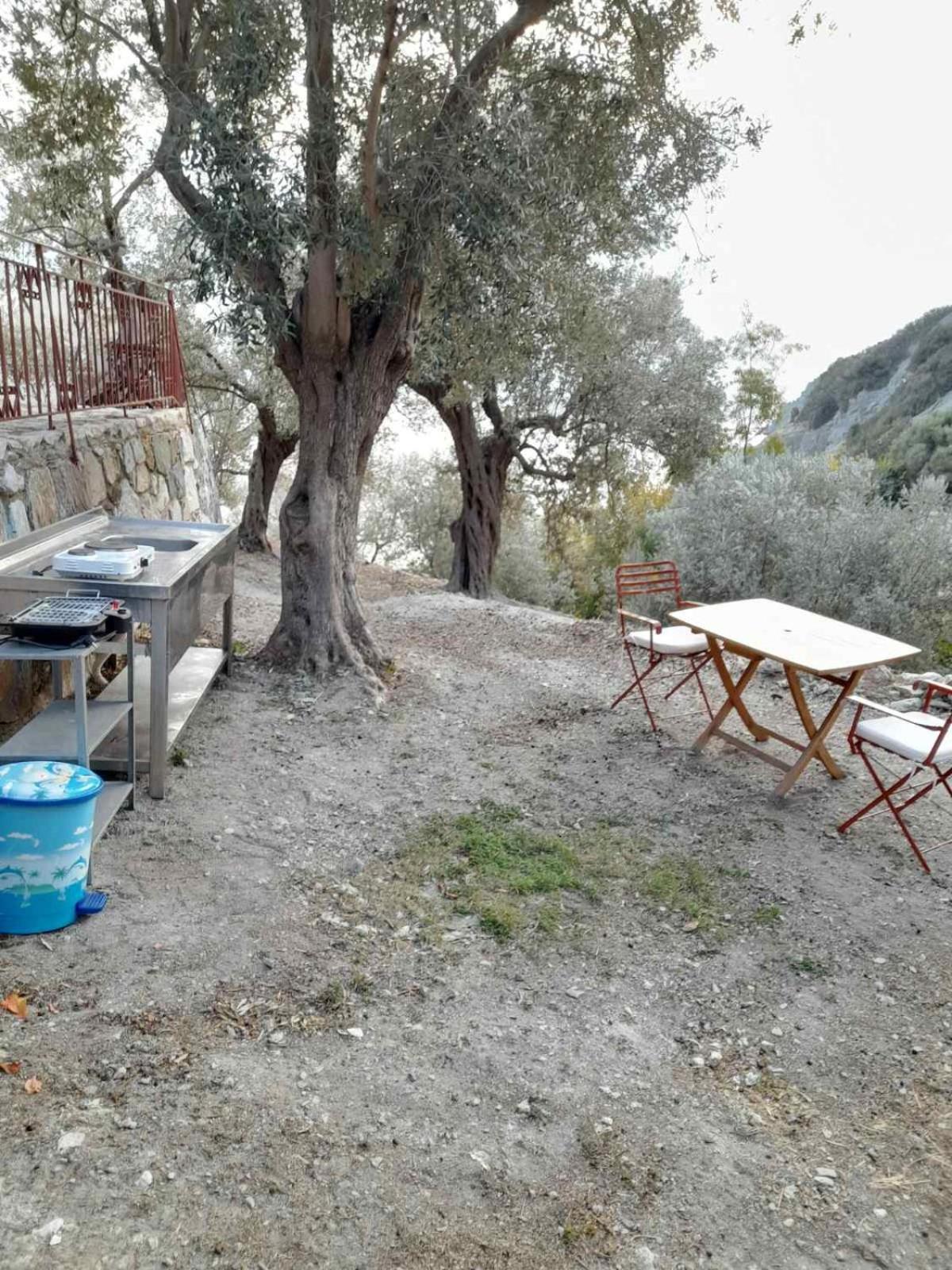 Δωμάτια Κόκκινος Πύργος Plomari Екстериор снимка