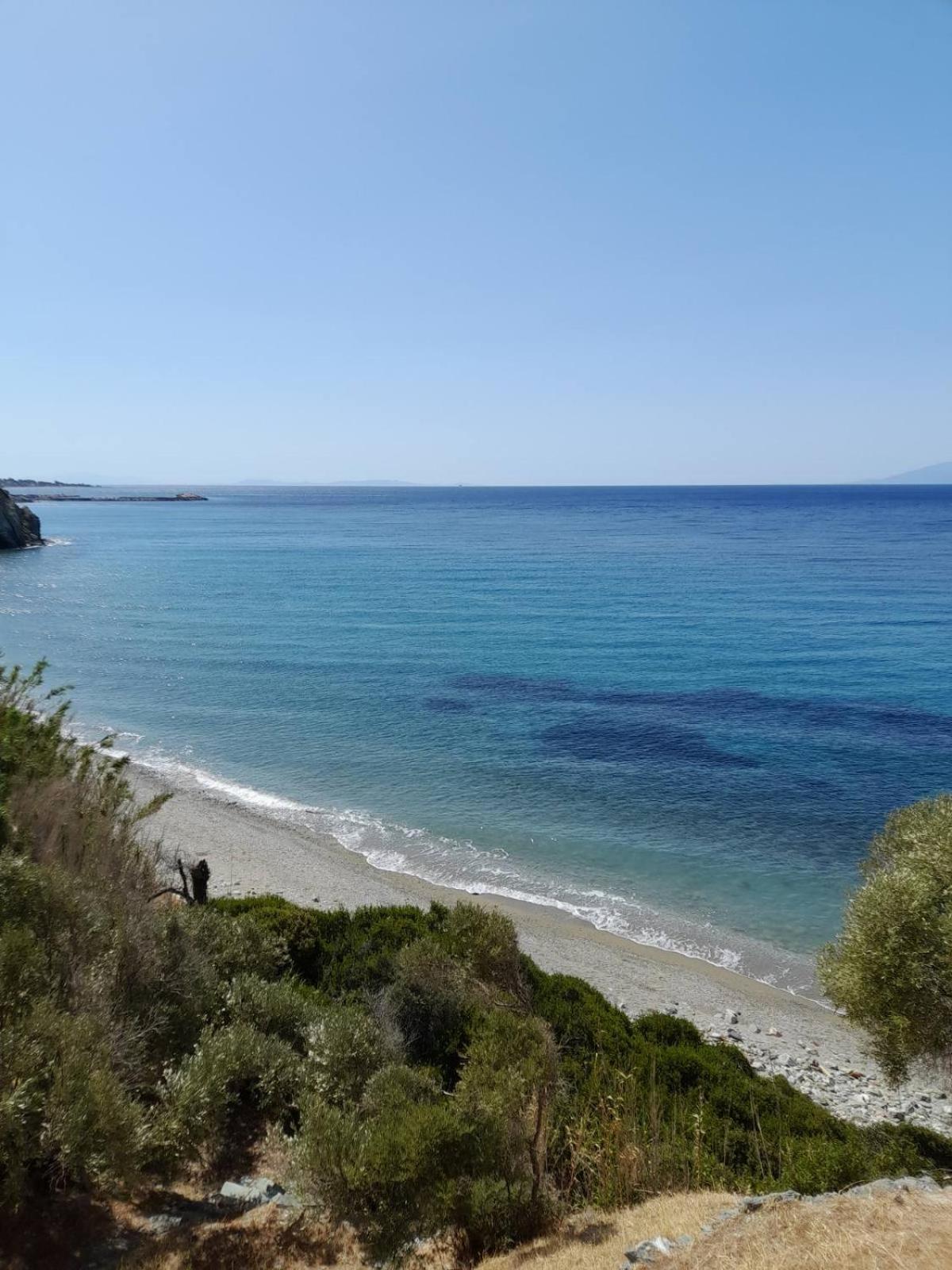 Δωμάτια Κόκκινος Πύργος Plomari Екстериор снимка